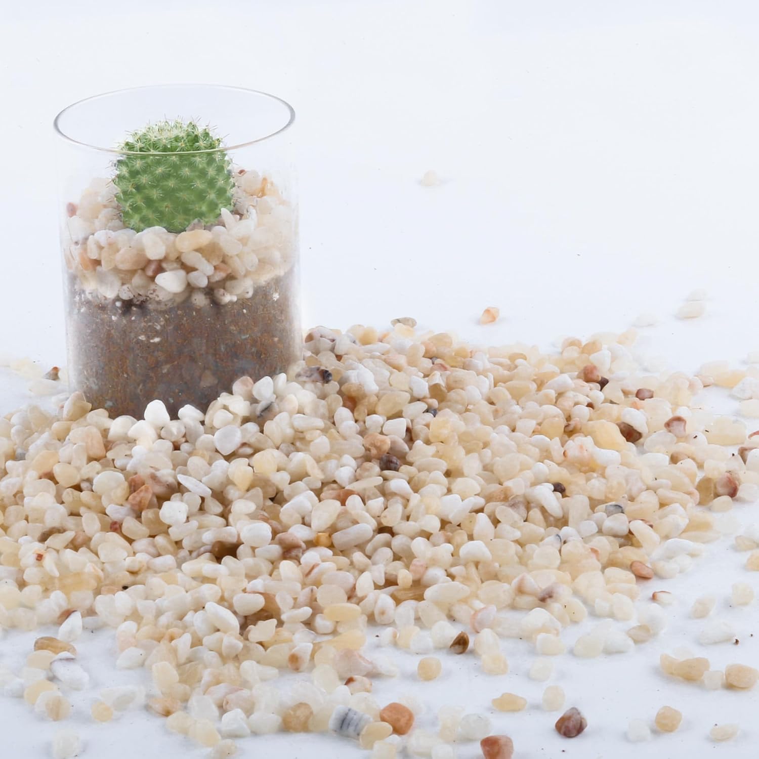 CJGQ 2.4lb Aquarium Gravel for Plants, 1/5Inch Outdoor Decorative River Rocks for Succulents and Cactus Landscaping, Garden Plant Rocks Natural Small Rocks Pea Gravel for Fish Tank Vases Terrarium