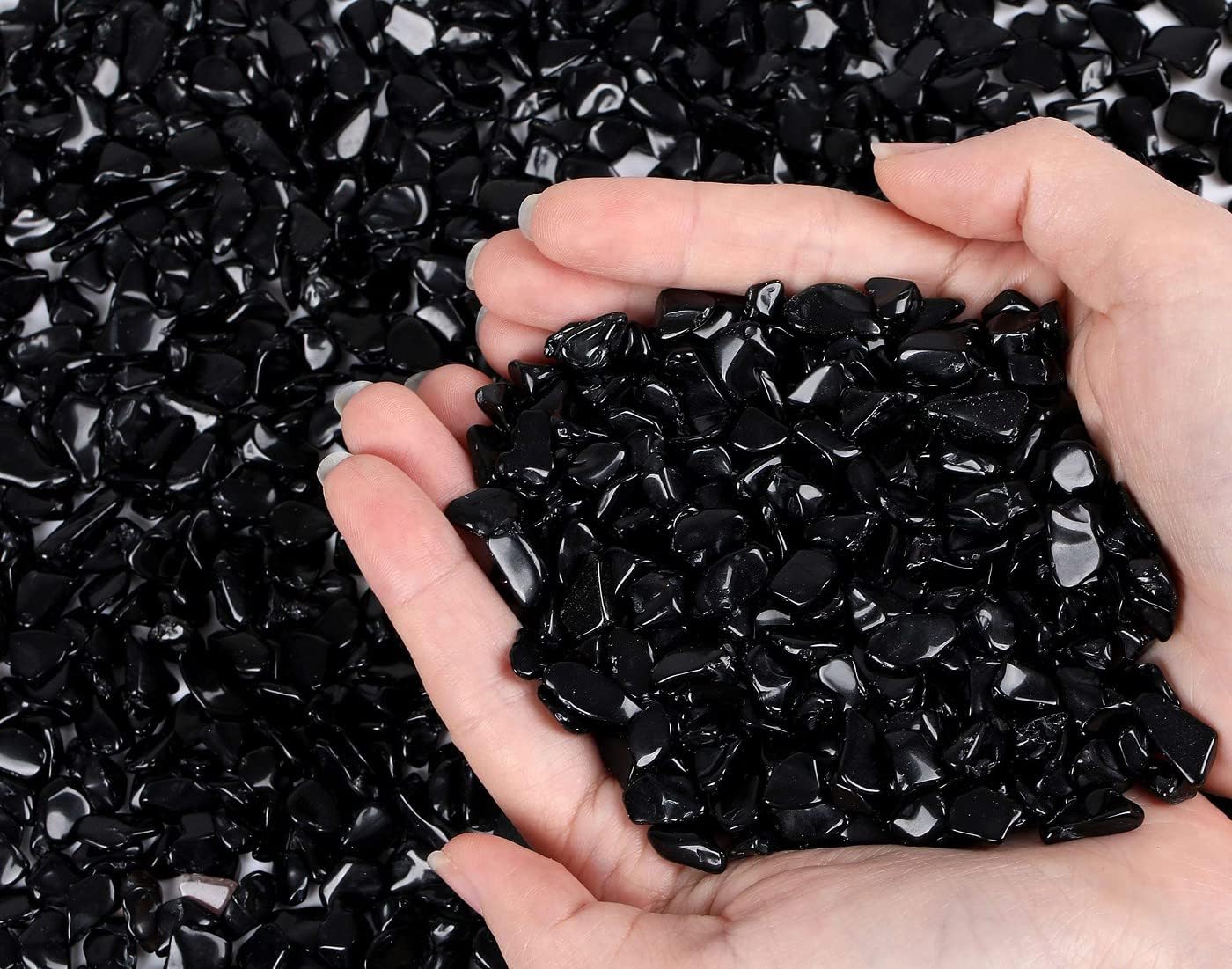 LAIDANLA Obsidian Crushed Stone Crystal Chips Bulk Natural Gemstones Healing Reiki Crystals Mini Quartz Vase Filler Aquarium Gravel 0.55lb