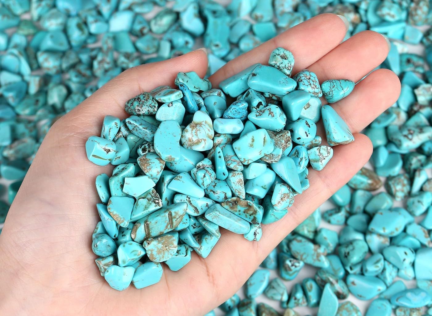 LAIDANLA Turquoise Crushed Stone Crystal Chips Bulk Natural Healing Reiki Crystals Mini Quartz Vase Filler Aquarium Gravel 100g