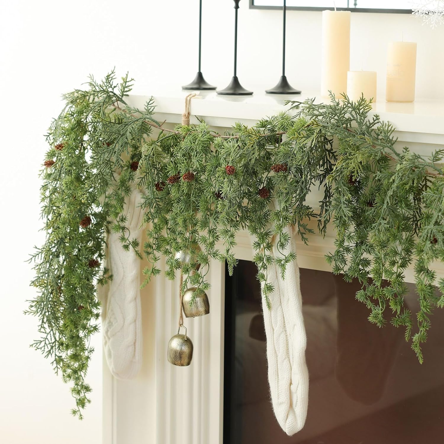 MIZII Christmas Garlands 6 Feet Artificial Pine Garland with Pinecone Green Plant Pines Vine Greenery Garland Christmas Decorations for Xmas Fireplace Mantle Home Decor Indoor Outdoor (Hanging Pine)